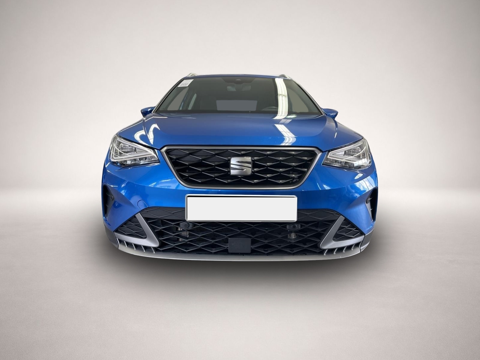 Fotografie 2 des Seat Arona 1.5 TSI DSG FR AHK NAVI REAR VIEW SHZ