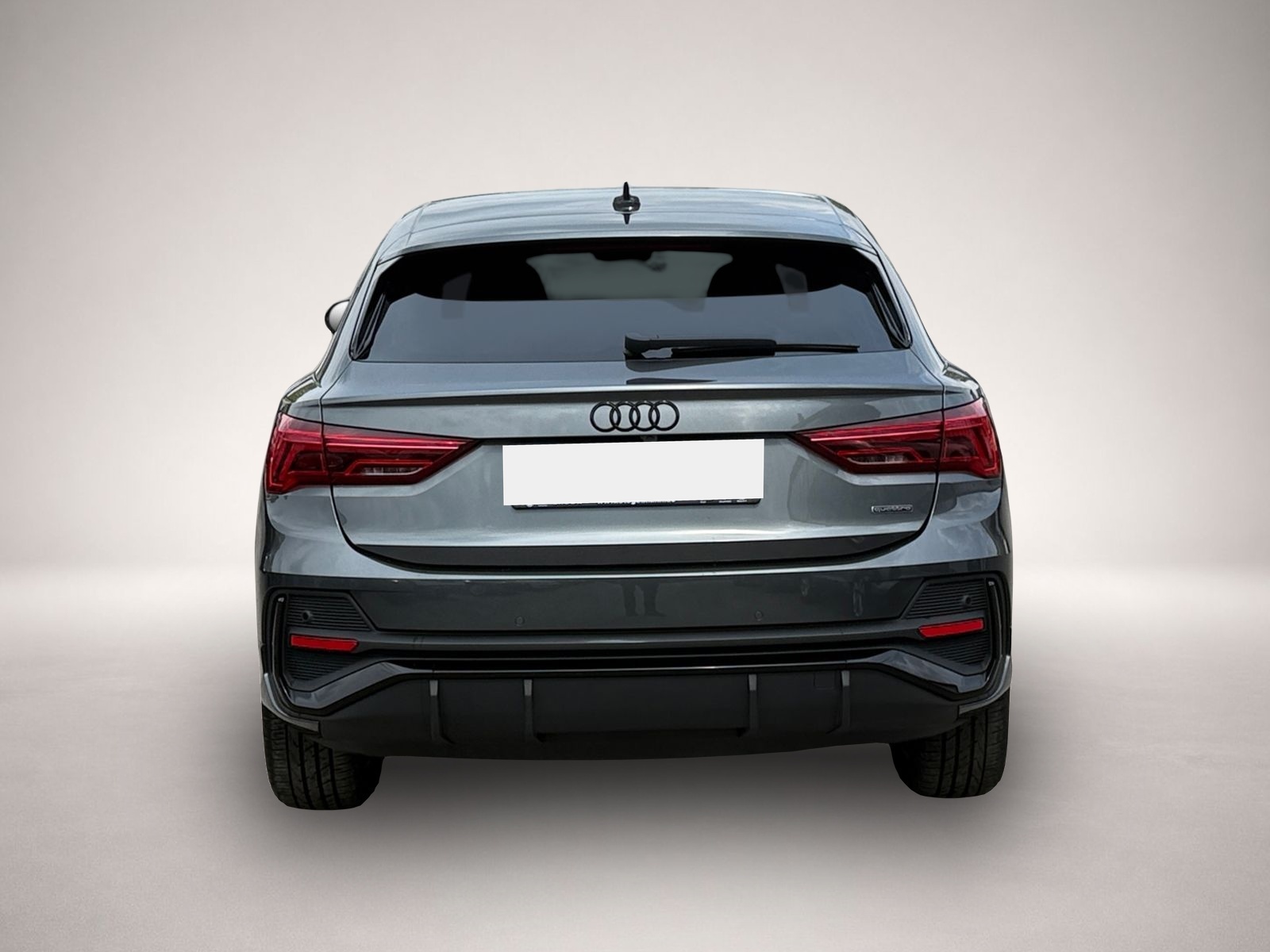 Bild 4 Audi Q3 Sportback 45 TFSI S-tronic qu. S-Line *Matrix