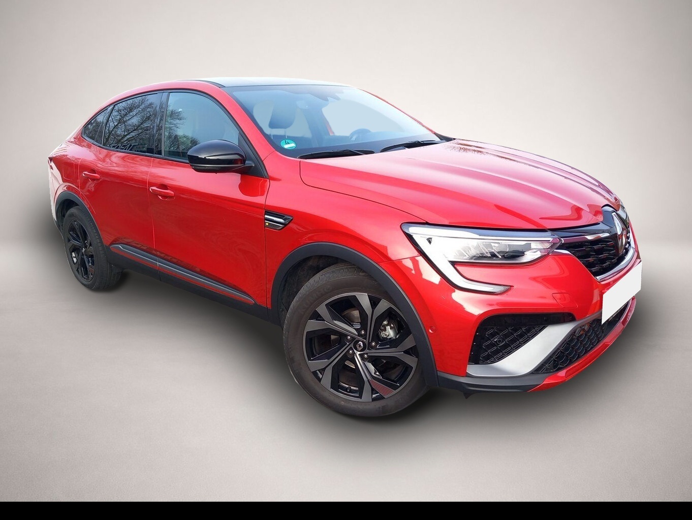 Fotografie des Renault Arkana TCe 160 MHEV EDC R.S. Line Nav ParkAs SHZ