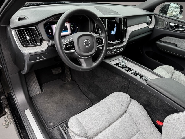 Bild 4 Volvo XC60 Plus Bright Recharge Plug-In Hybrid AWD T6