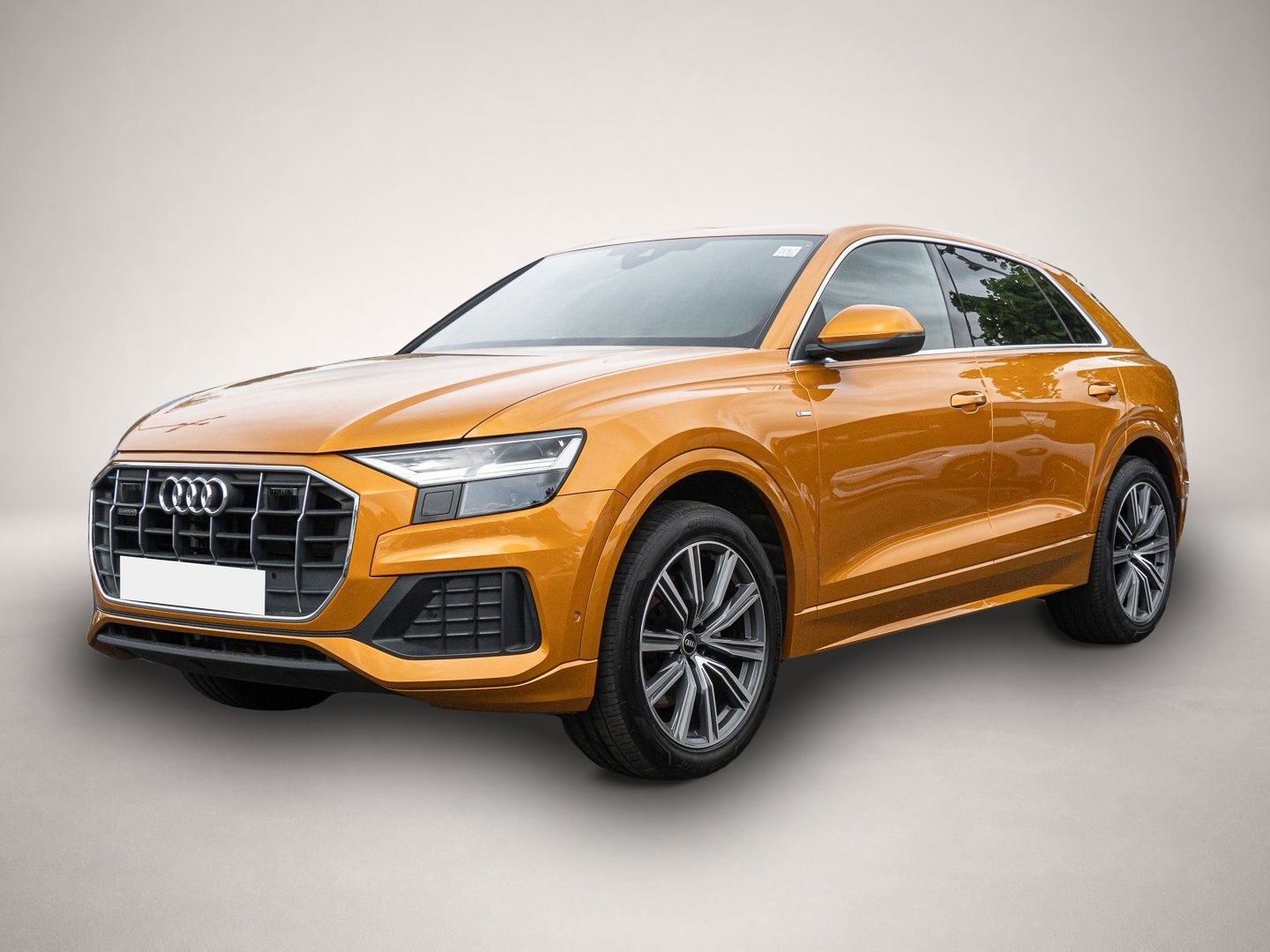 Bild 1 Audi quattro Q8 45 TDI quattro tiptronic Head UP Virtuell LED