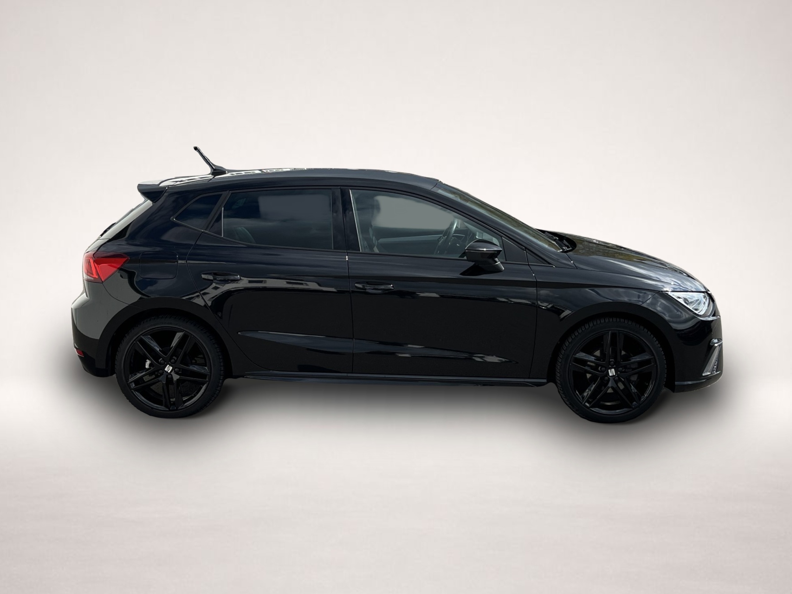 Bild 4 Seat Ibiza 1.0 TSI DSG FR Pro Black Edition 119¤ m.20