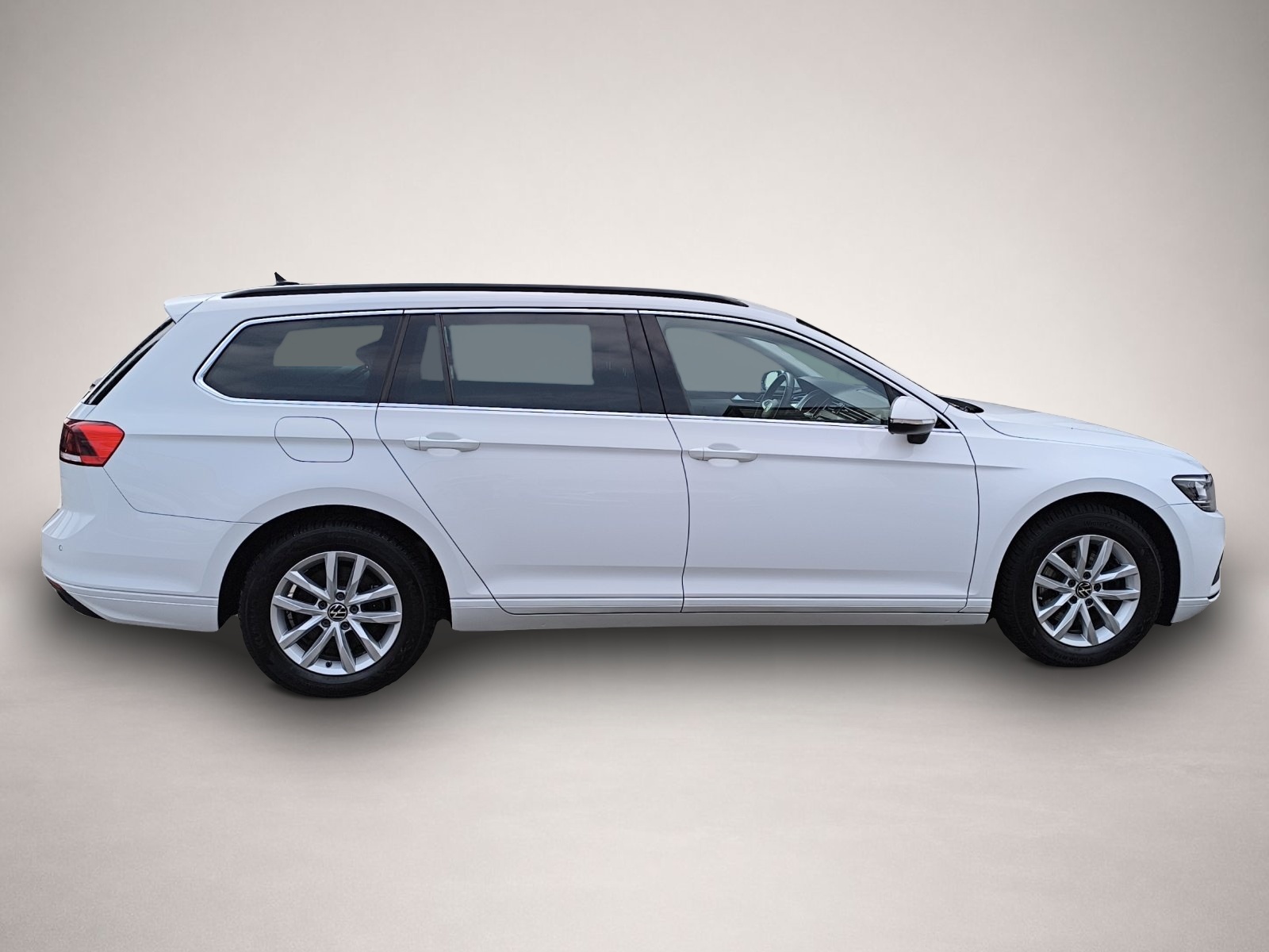Bild 8 Volkswagen Passat Variant 1.5 TSI DSG Business AHK NAVI LED