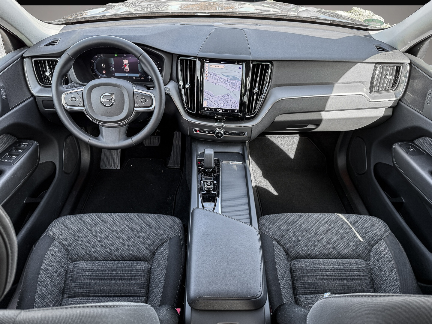 Bild 5 Volvo XC60 Core 2WD B4 Diesel EU6d AHK Digitales Cockp