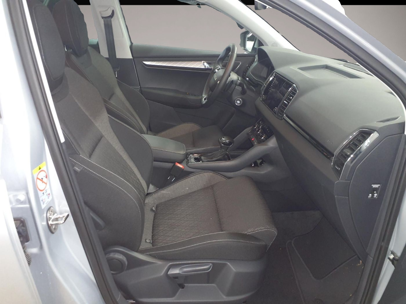 Fotografie 4 des Skoda Karoq 1.5 TSI DSG Selection NAVI LED SHZ ACC PDC