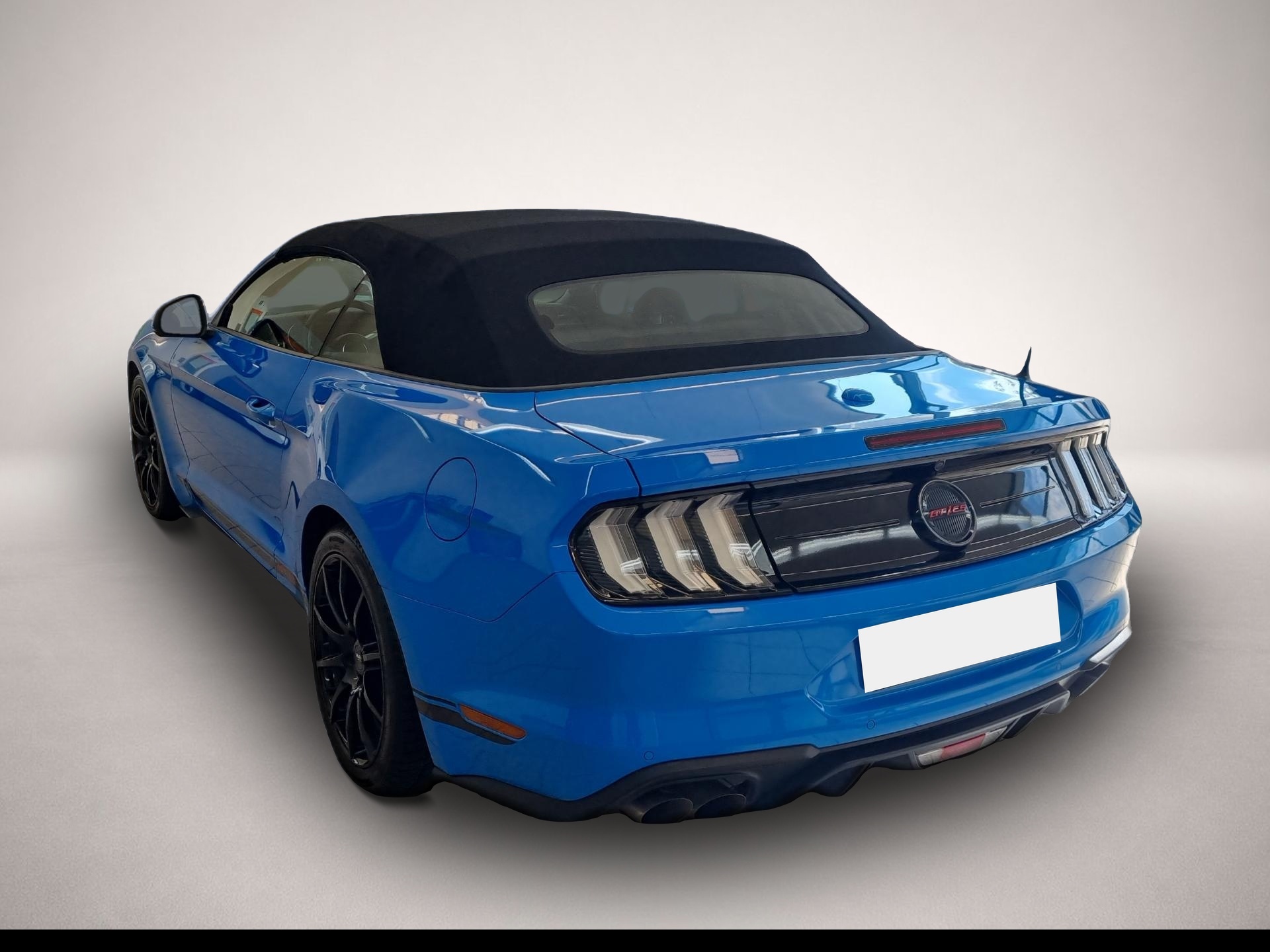 Fotografie 2 des Ford Mustang GT Cabrio Sportpaket Bluetooth Navi LED