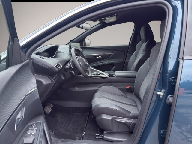 Fotografie des Peugeot 3008 Hybrid 136 Allure Pack ALLWETTER ACC NAVI S