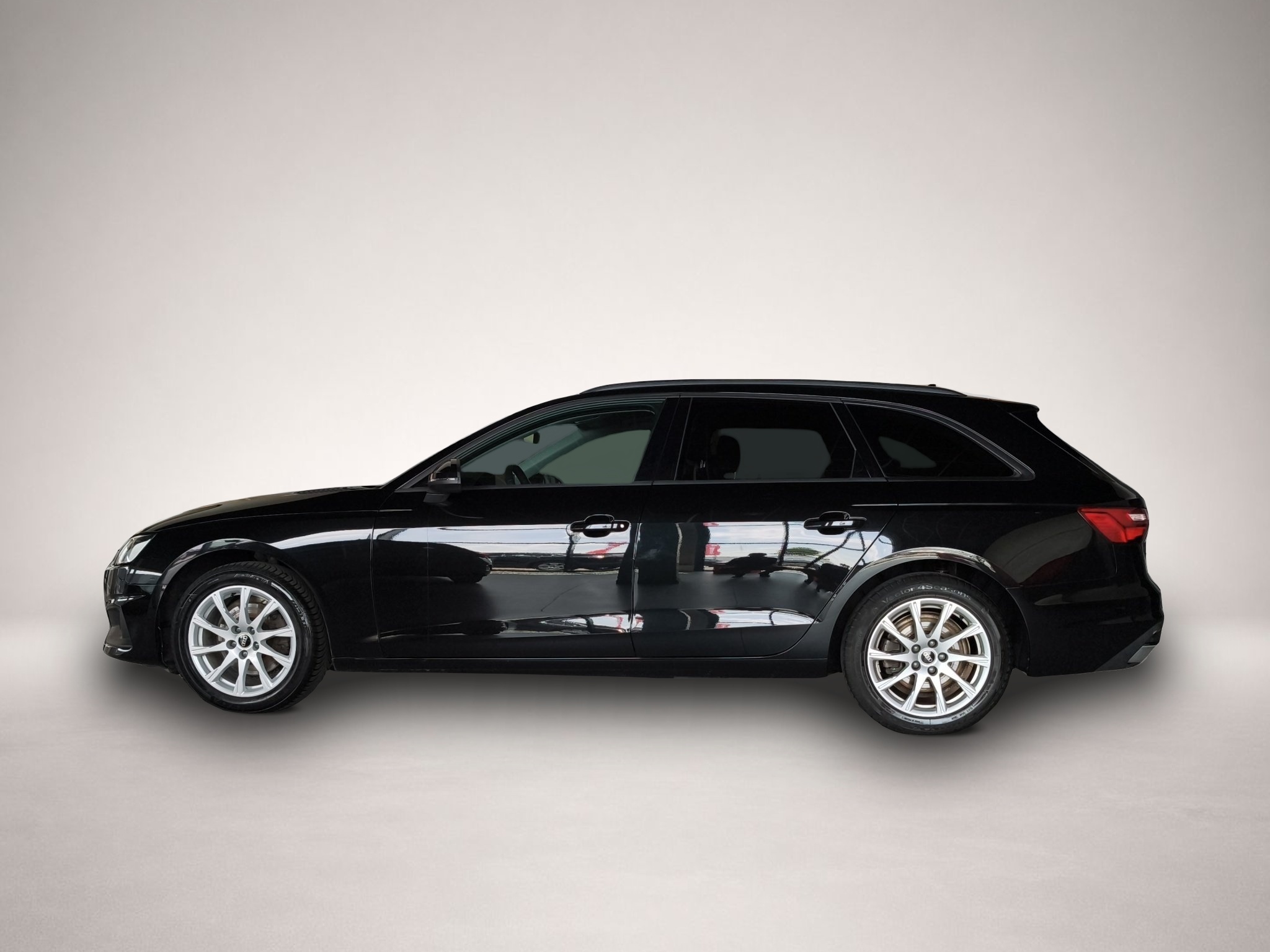 Bild 3 Audi A4 AVANT 35 2.0 TFSI 150 PS+LED+NAVI+TEMPOMAT