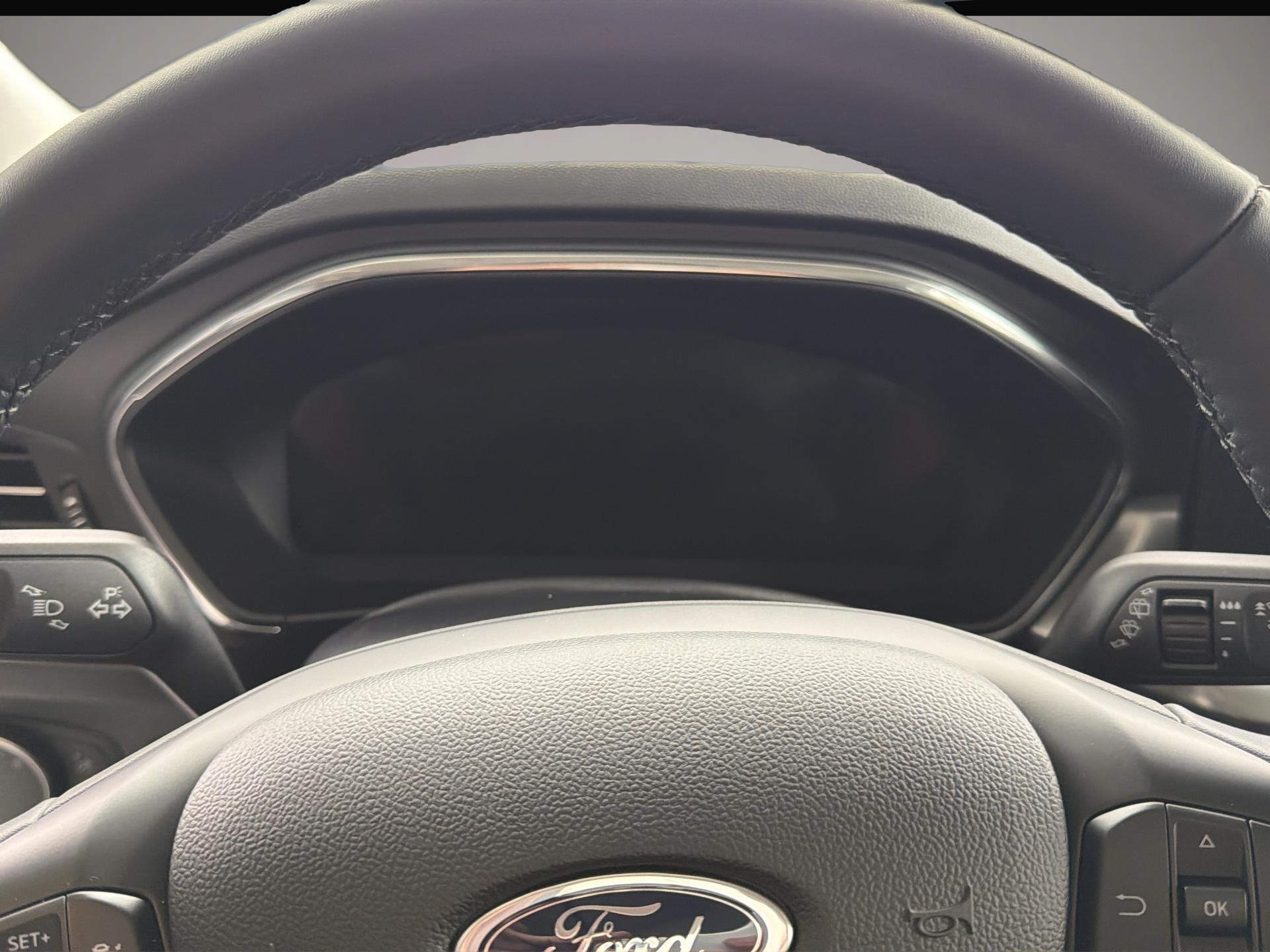 Bild 7 Ford Focus 1.0 EcoBoost Hybrid TITANIUM X Bluetooth L