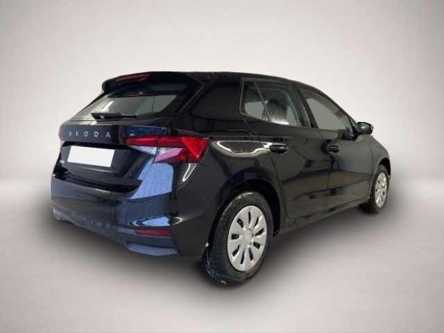 Skoda Fabia Selection 95PS GV4+AHK+Sitzheiz+Lenkradheiz+Cli. - Thumbnail 4