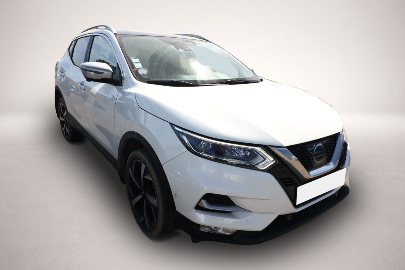 Bild 2 Nissan Qashqai 1.6 DIG-T 163 Tekna+ Pano LED Nav ParkAs