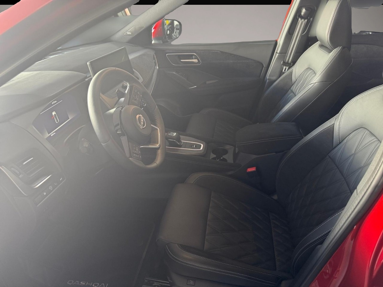Fotografie 5 des Nissan Qashqai Xtronic M-Hyb Tekna+ Pano Bose Facelift
