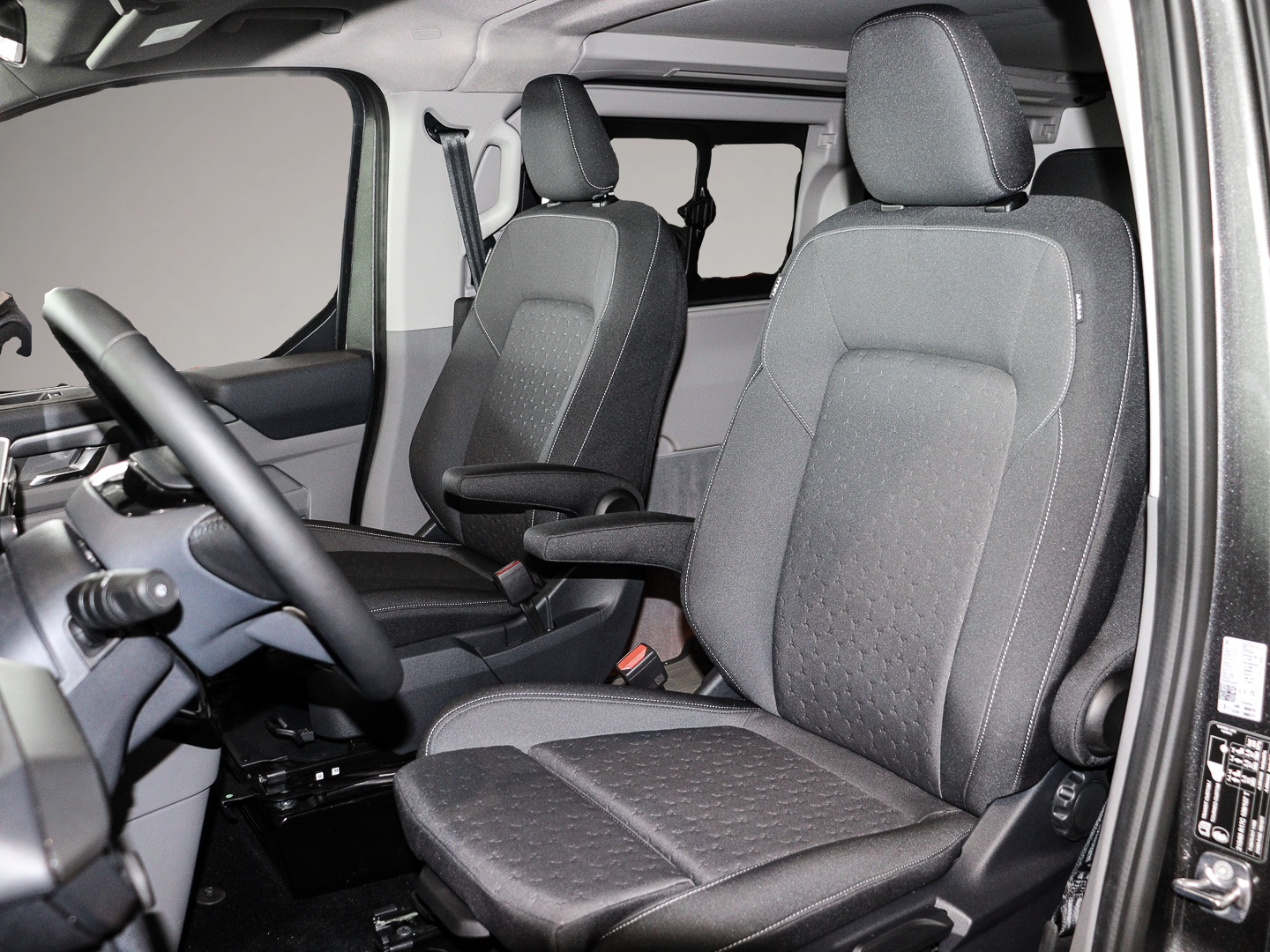 Bild 6 Ford Other Transit Custom Nugget Titanium Aufstelldach 150P
