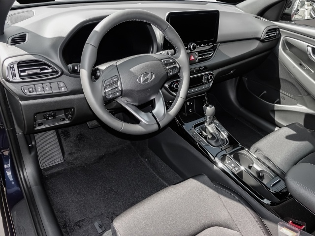 Fotografie 4 des Hyundai i30 Advantage DCT Navi LED Apple CarPlay Android