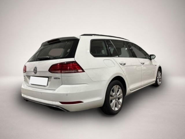 Fotografie 5 des Volkswagen Golf 7 Variant 1.5TGI DSG Comfortline LED/CLIMAT