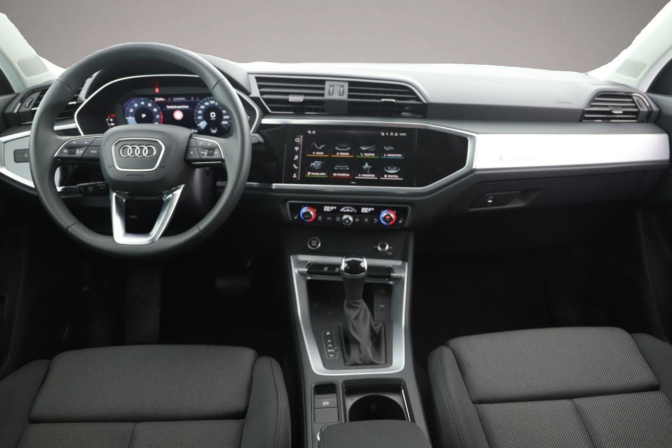 Bild 7 Audi Q3 35 TFSI S tronic advanced Navi+/AHK/19