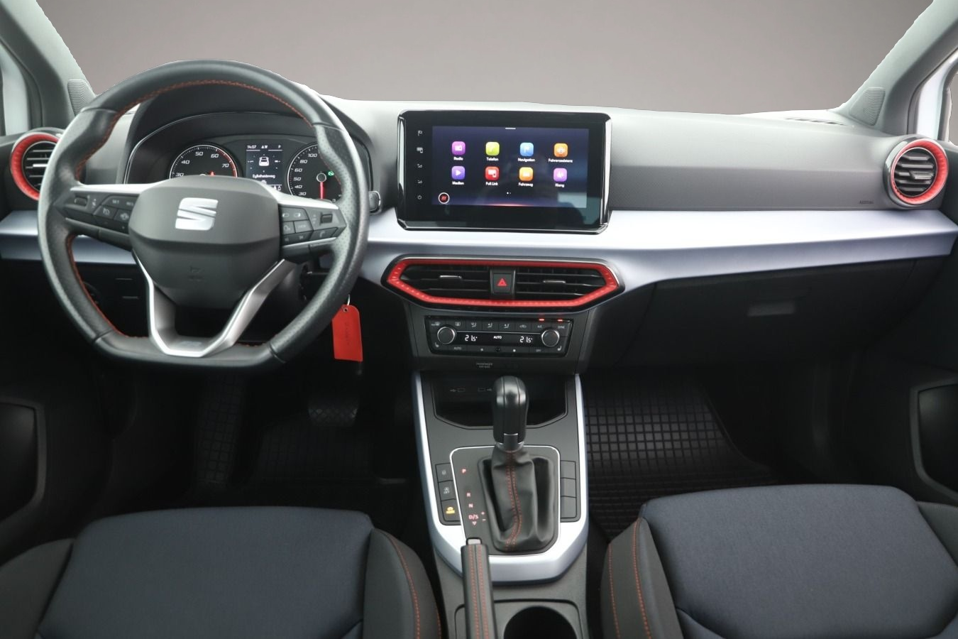 Bild 7 Seat Arona 1.0 TSI DSG FR LED/Navi