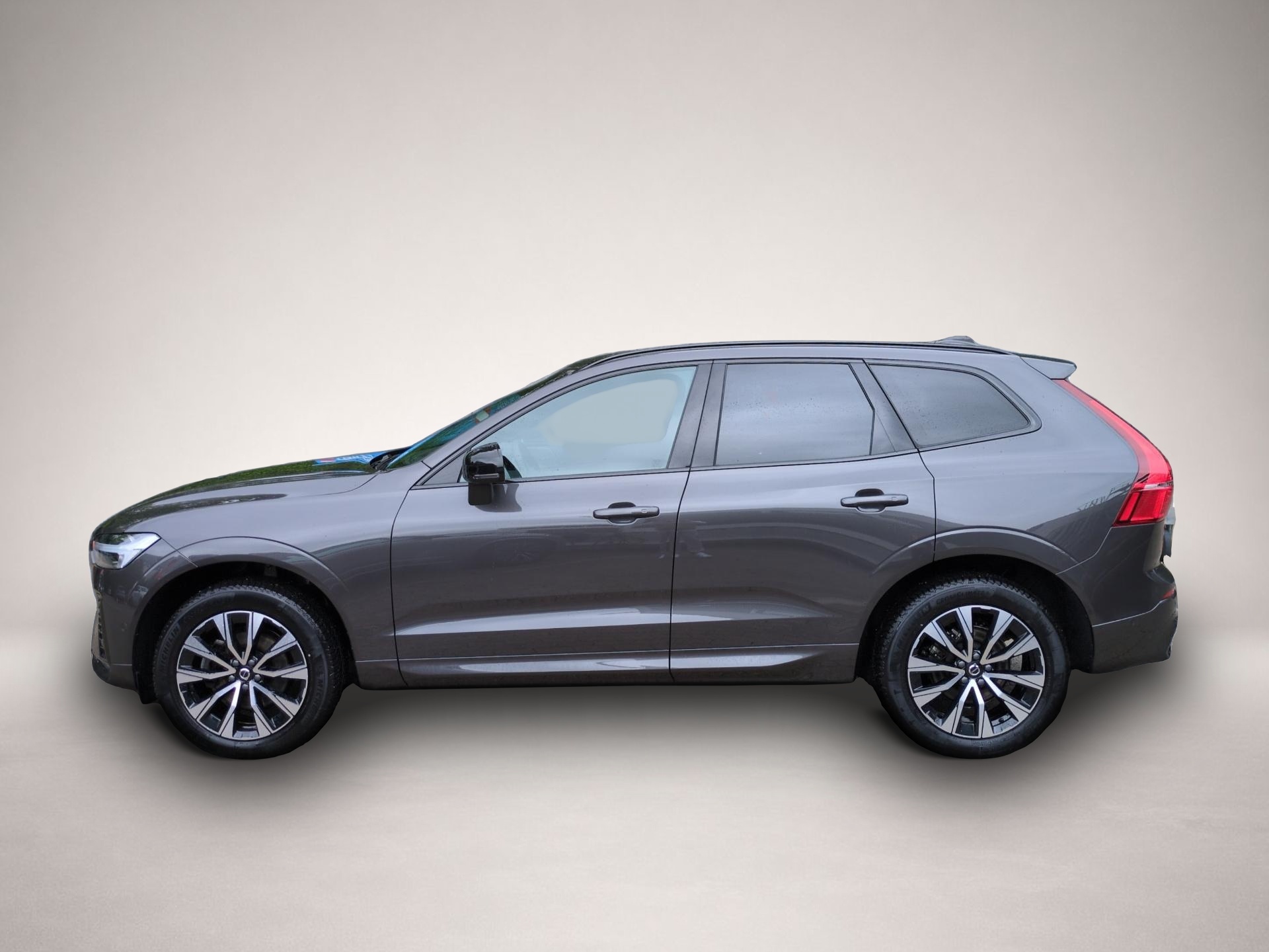 Bild 6 Volvo XC60 XC 60 Plus Dark AWD