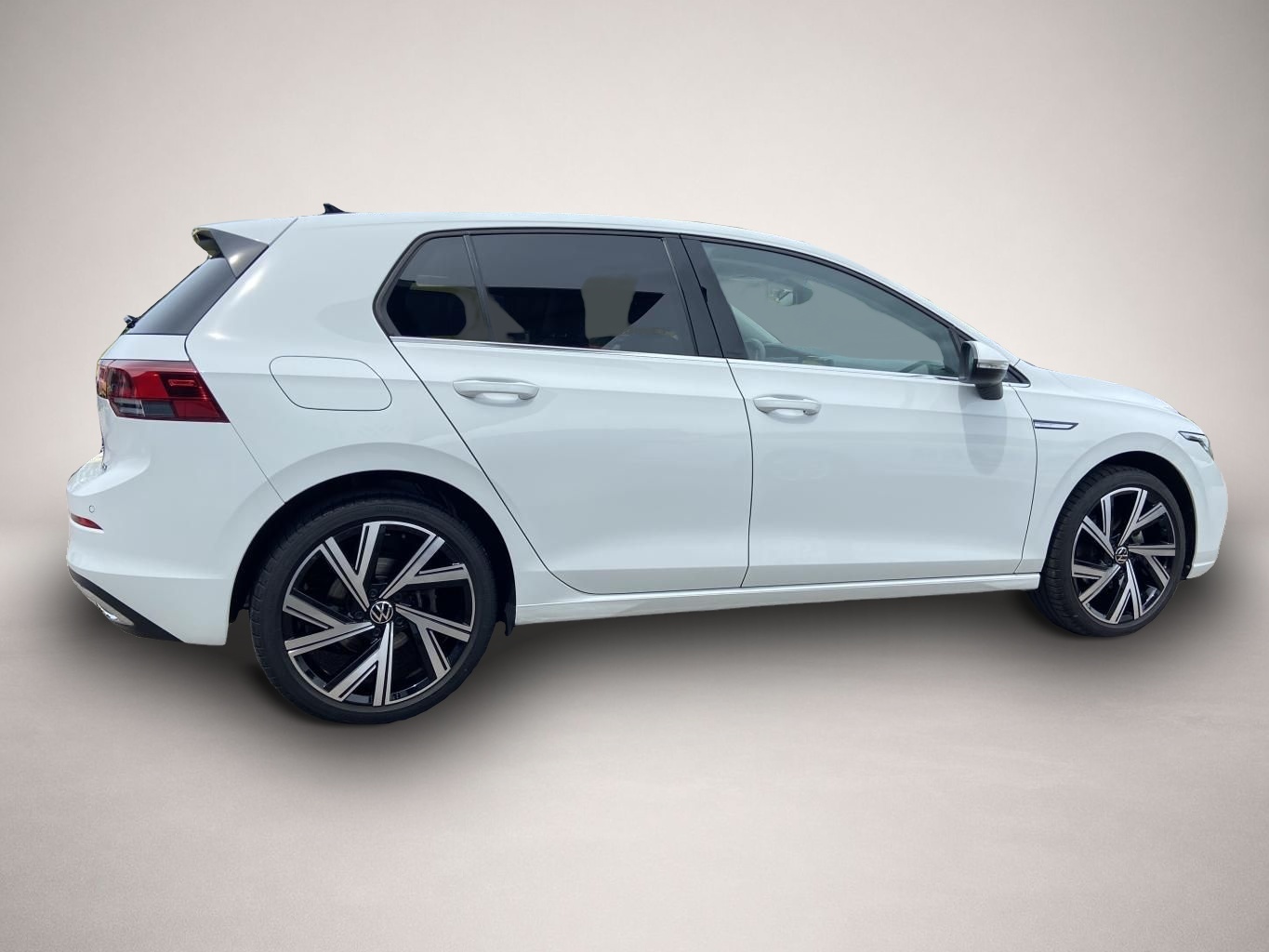 Bild 5 Volkswagen Golf 1.5 TSI DSG STYLE APP-CONNECT+18"+ACTIVE-IN