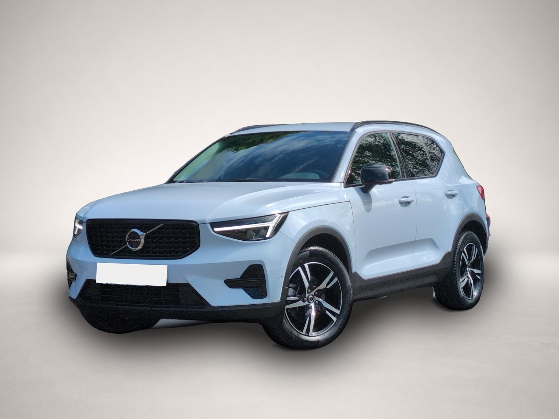 Fotografie des Volvo XC40 B3 (Benzin) Plus Dark 2WD Automatik Bluetoo