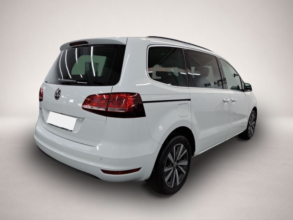 Fotografie 3 des Volkswagen Sharan 1.4 TSI DSG Comfortline NAVI RFK 7-SITZER