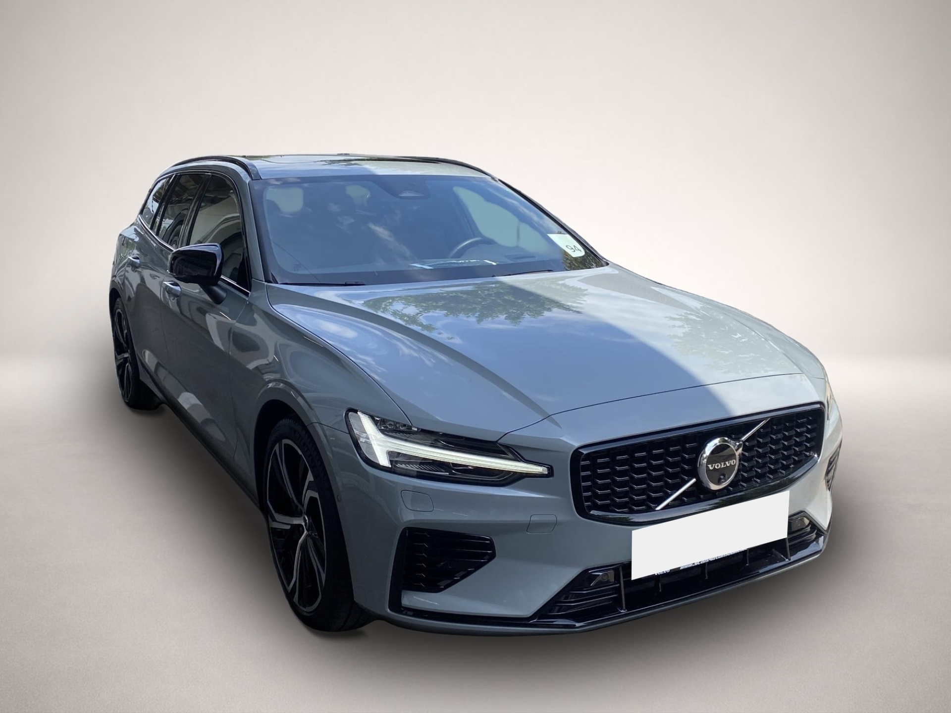 Bild 4 Volvo V60 Plus Dark Recharge Plug-In Hybrid AWD LED