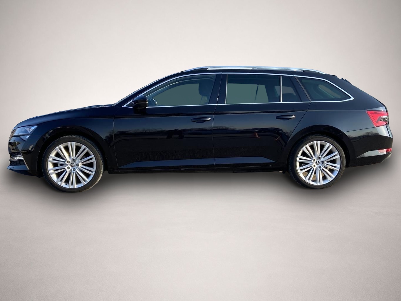 Bild 2 Skoda Superb Combi 1.4 TSI DSG eHybrid 19"+STANDHEIZUN