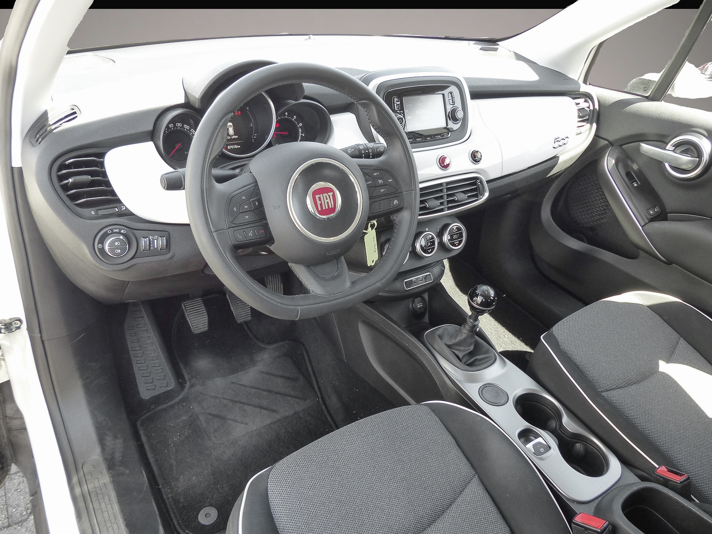 Bild 4 Fiat 500X Urban Look Dyn. Kurvenlicht Mehrzonenklima