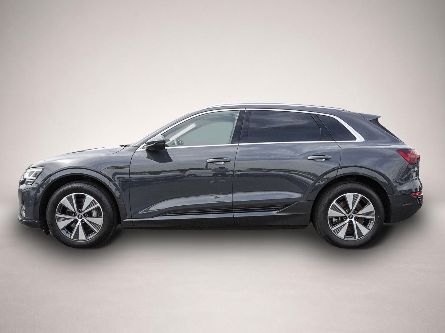 Bild 4 Audi Q8 e-tron 55 quattro Advanced