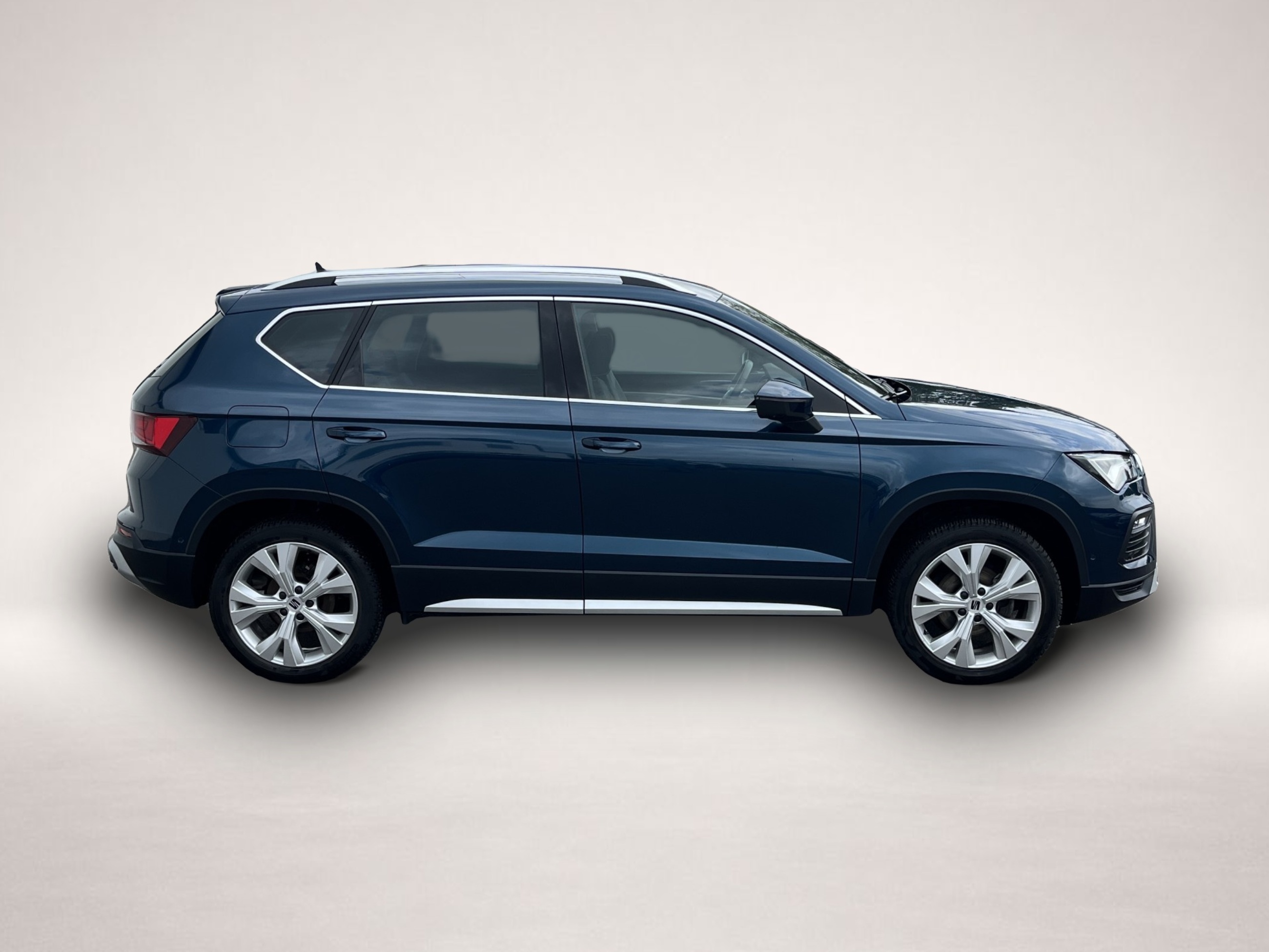 Fotografie 5 des Seat Ateca 1.5 TSI DSG Xperience AHK Navi Keyless ACC