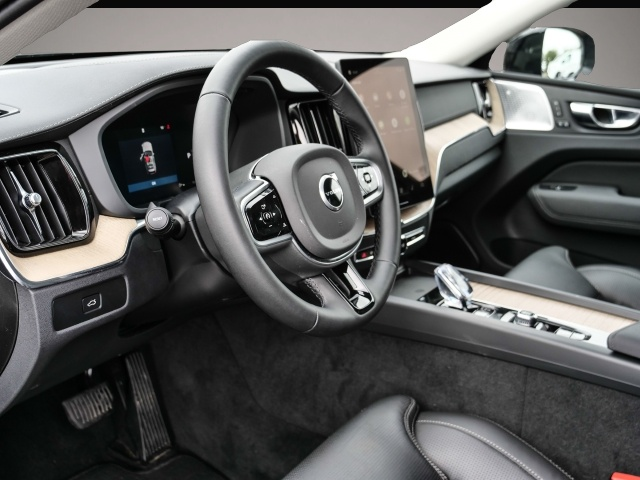 Bild 3 Volvo XC60 FACELIFT Ultra Dark AWD HUD AD Digitales Co