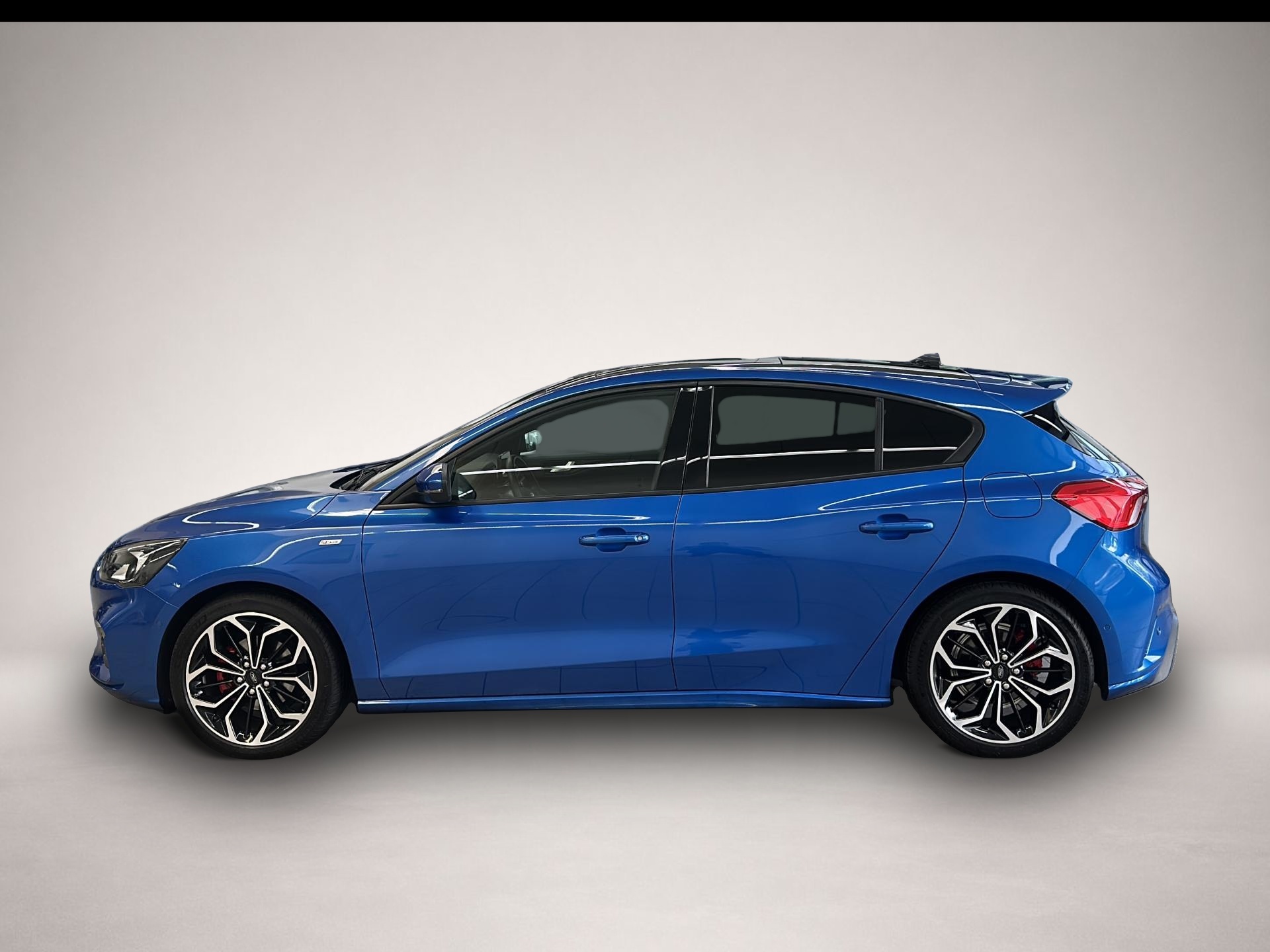 Bild 6 Ford Focus ST-Line X 8-fach bereift / Rückfahrkamera