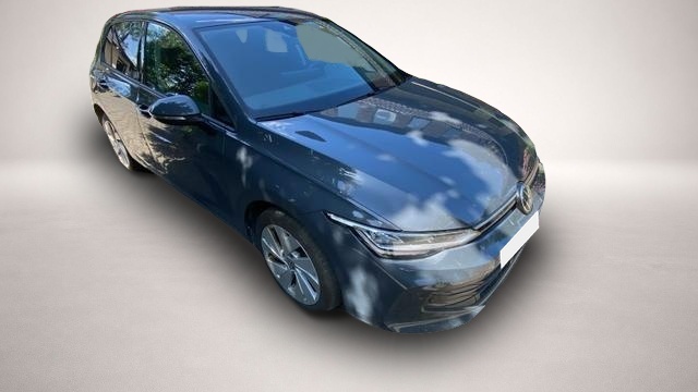Fotografie 3 des Volkswagen Golf 2.0 TDI SCR 150 DSG7 Life 110 kW (150 PS), Auto.