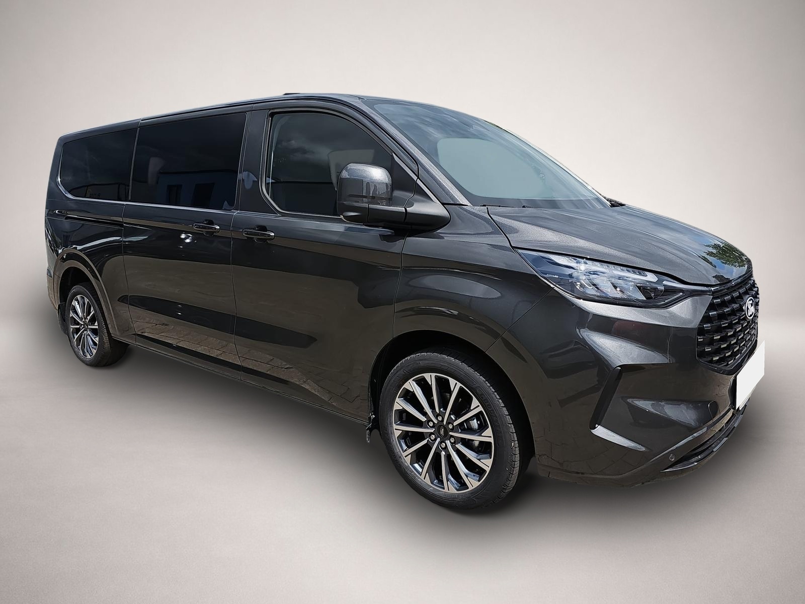 Bild 1 Ford Tourneo Custom 2.0 EB Autom Titanium X L2 AHK
