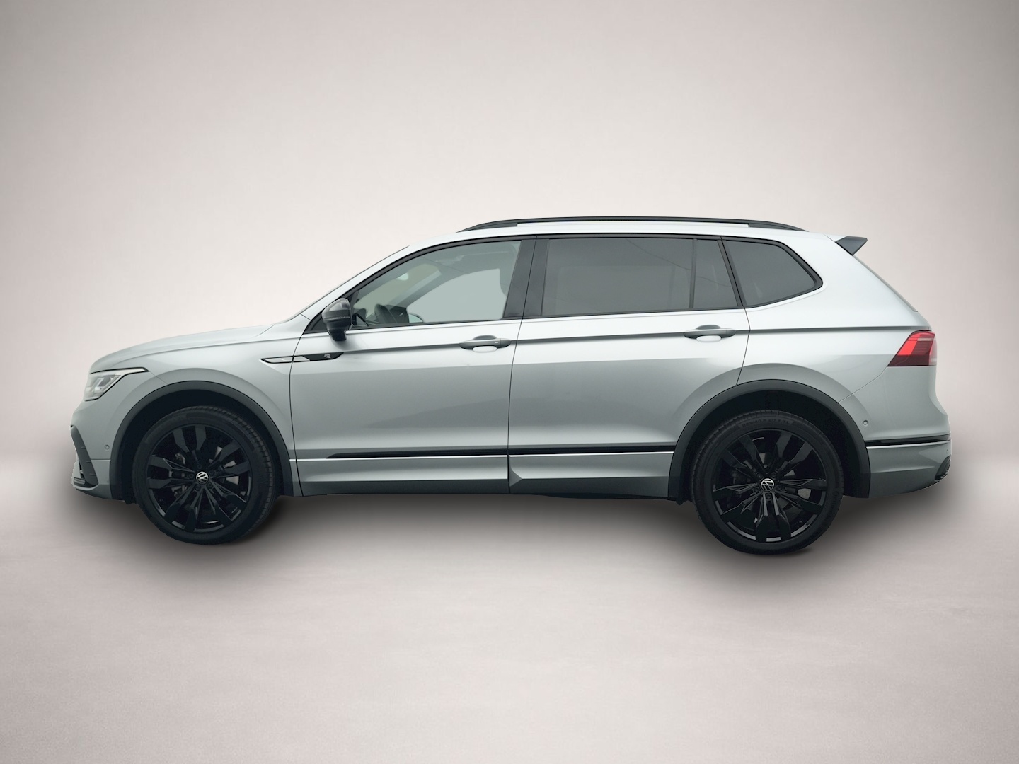 Bild 2 Volkswagen Tiguan Allspace 2.0 TDI DSG 4Mo. R-Line 7S. AHK