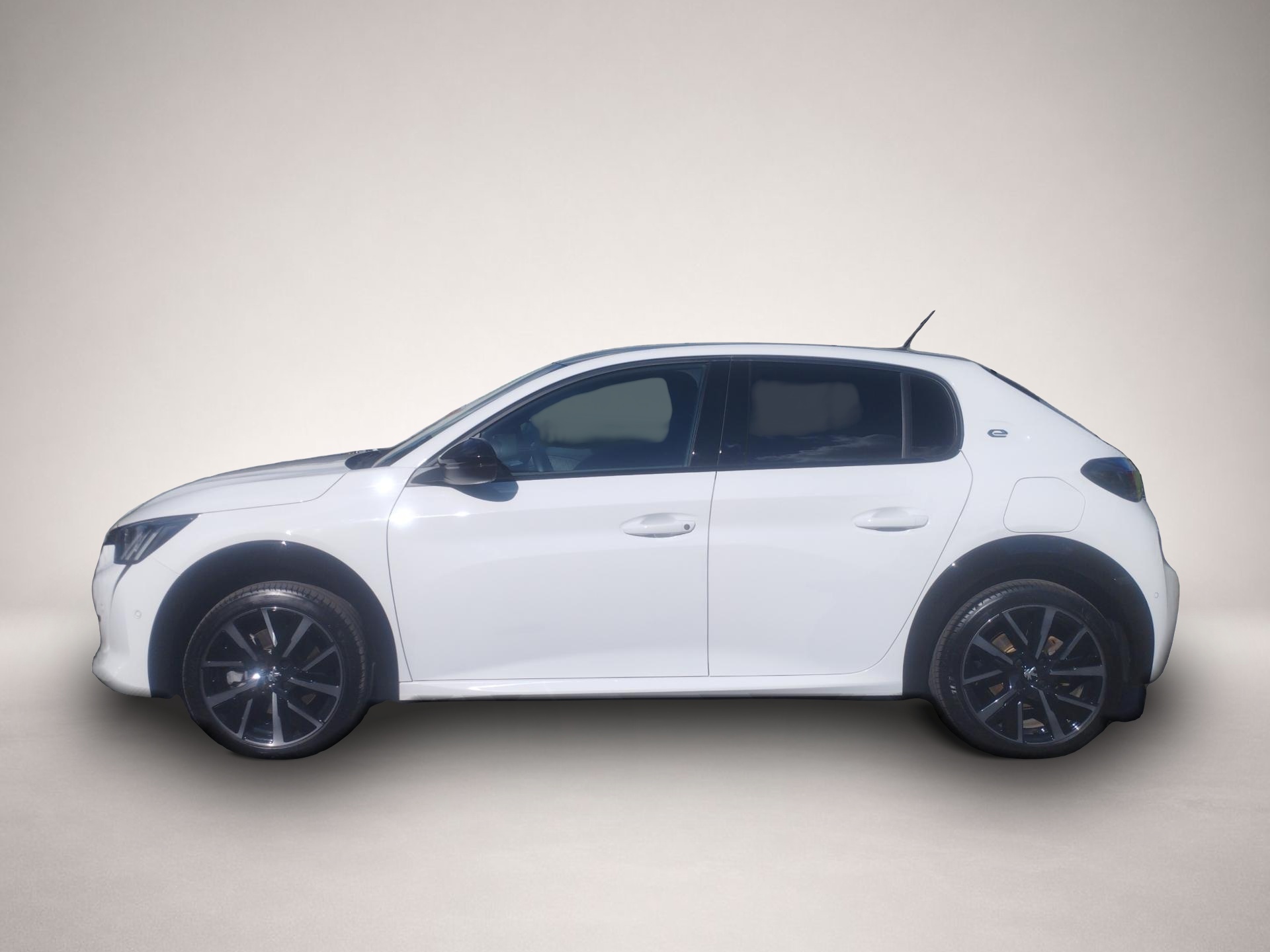 Bild 6 Peugeot 208 e- GT Bluetooth Navi LED Klima Einparkhilfe