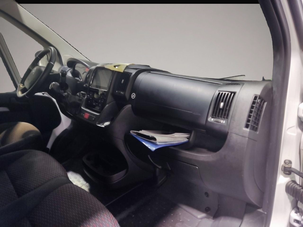 Fotografie 4 des Citroën Jumper Grossraumkasten 35L4H2 Navi Kamera