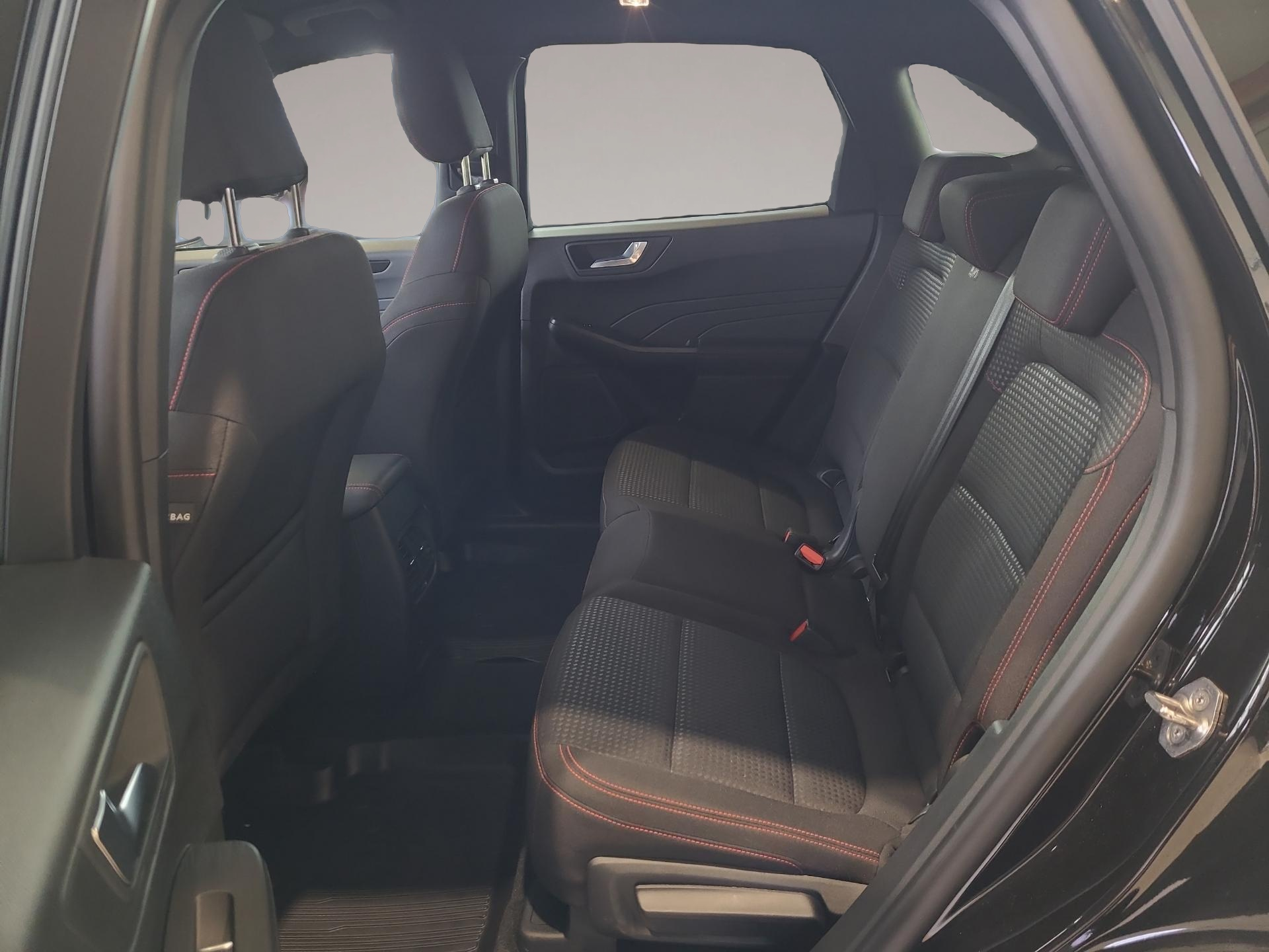 Bild 6 Ford Kuga Plug-In Hybrid ST-Line Sportpaket Bluetooth