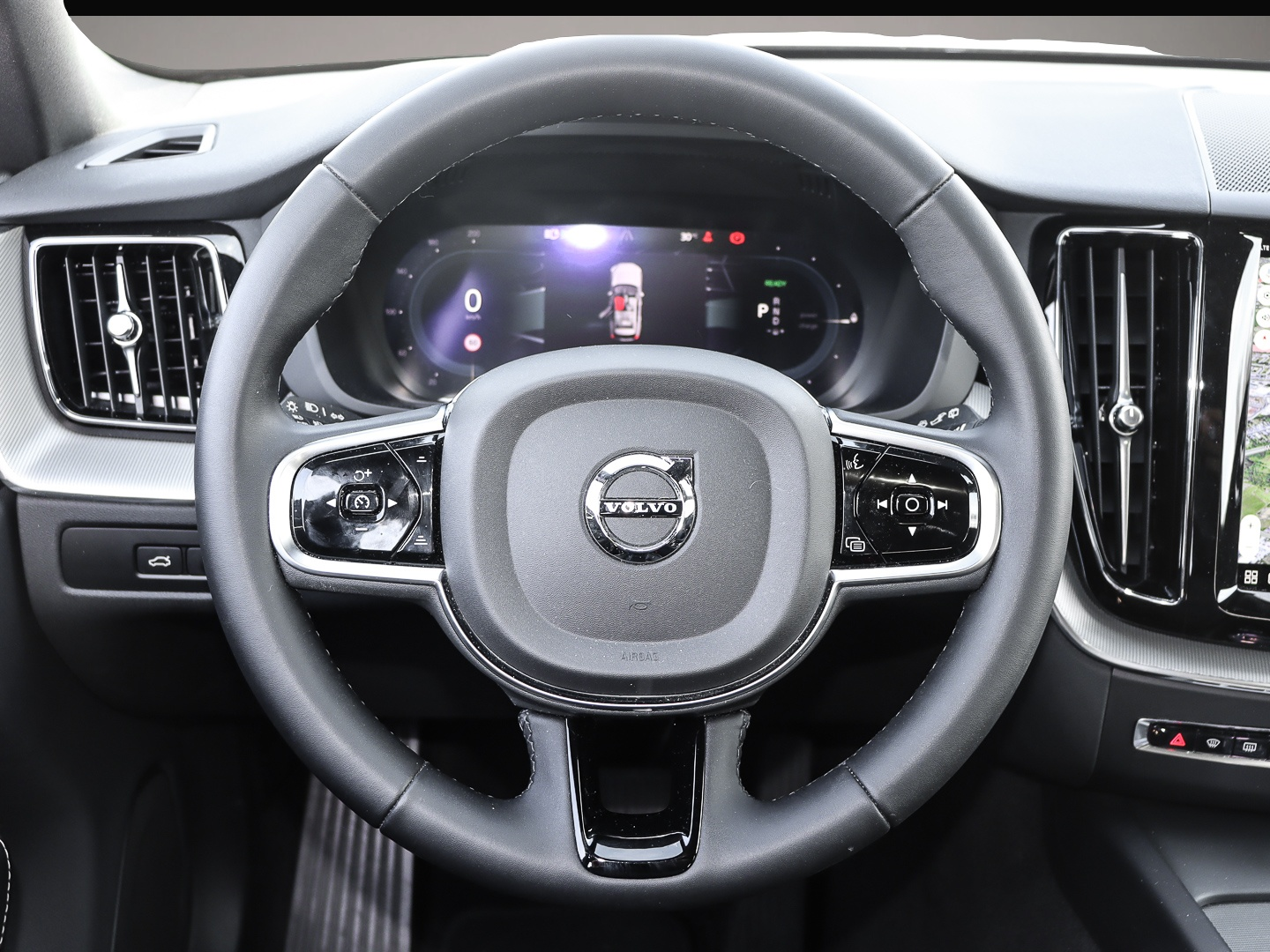 Bild 5 Volvo XC60 Plus Dark Recharge Plug-In Hybrid AWD T8 Tw