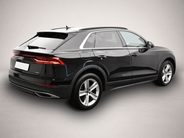 Bild 2 Audi quattro Q8 55 TFSI quattro tiptronic AHK/Pano/Rückfahrka