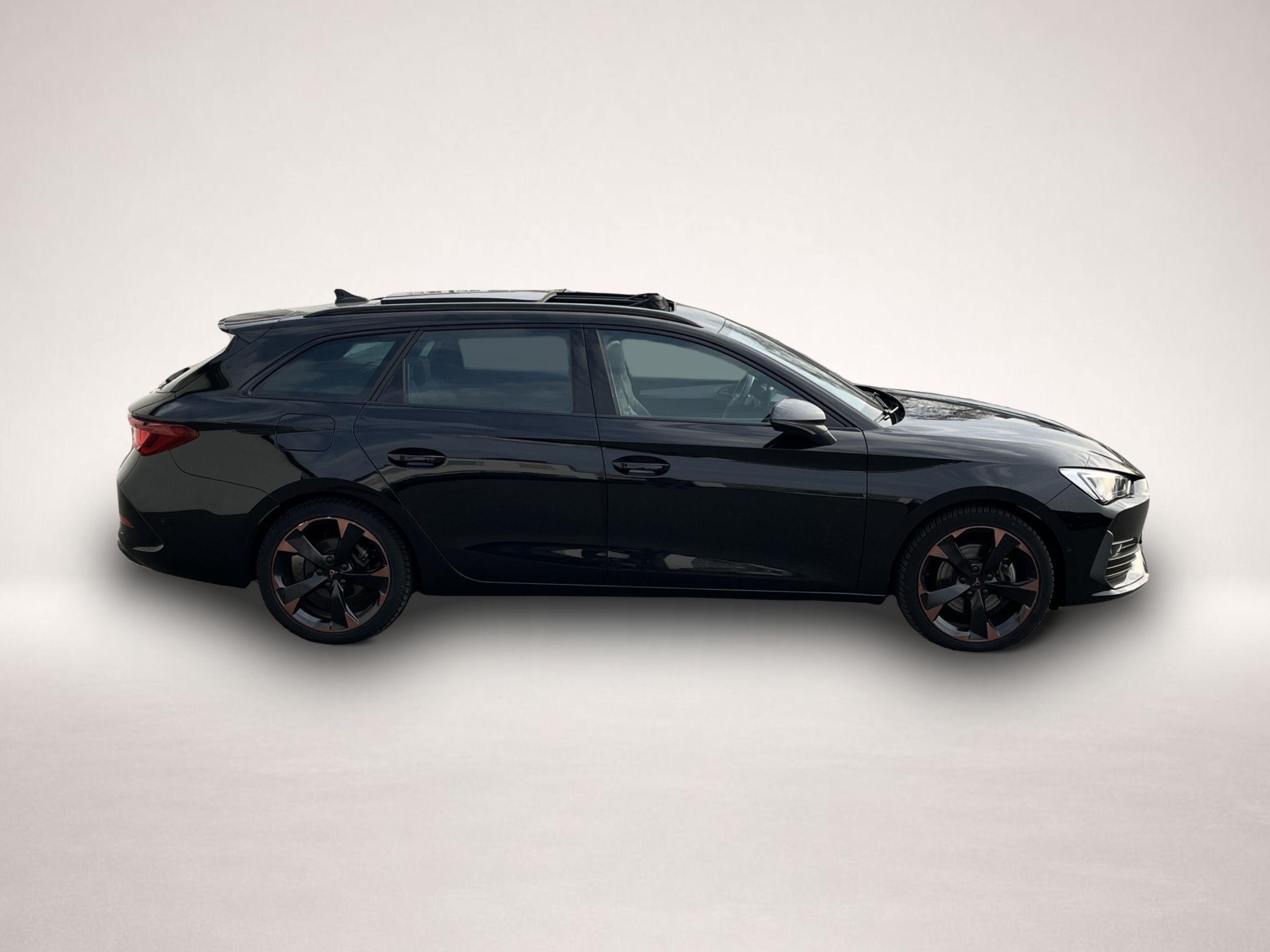Bild 5 Cupra Leon SP 1.5 TSI DSG 18 Zoll Vorb-AHK PANO RFK Pa