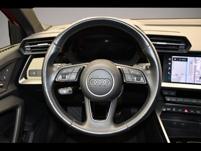 Bild 5 Audi A3 Sportback 45 TFSI e S-tronic S line Einparkhi