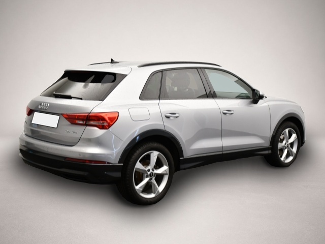 Bild 2 Audi Q3 35 TSI S-tronic advanced AHK/Tempo/Einparkhi