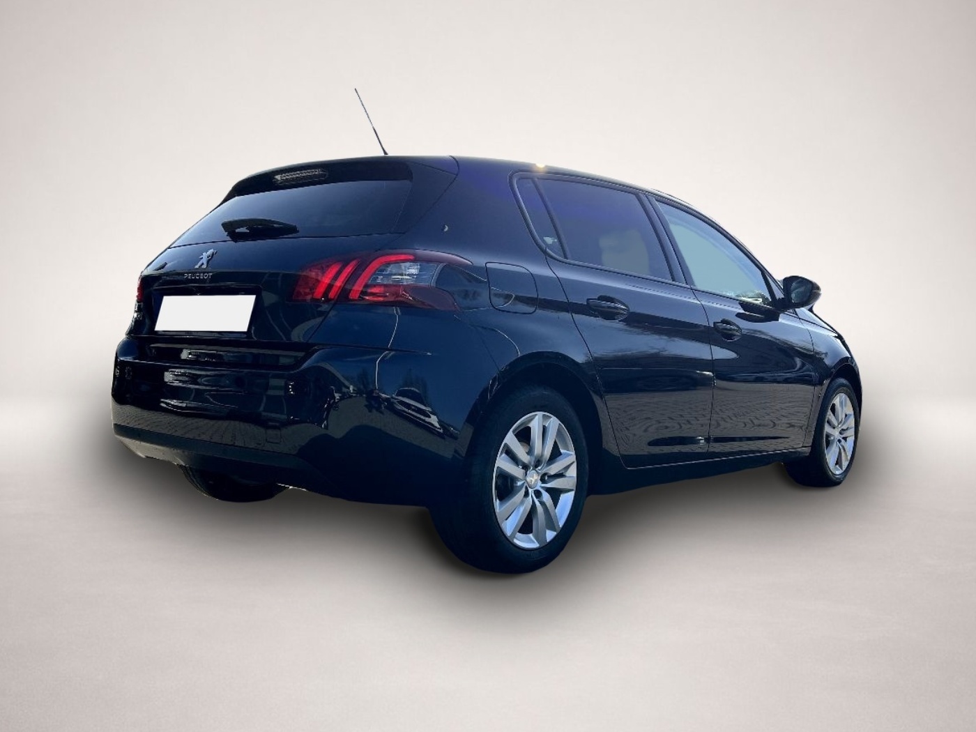 Fotografie des Peugeot 308 1.2 e-THP PureTech 130 Active *Navi Sitzh.*