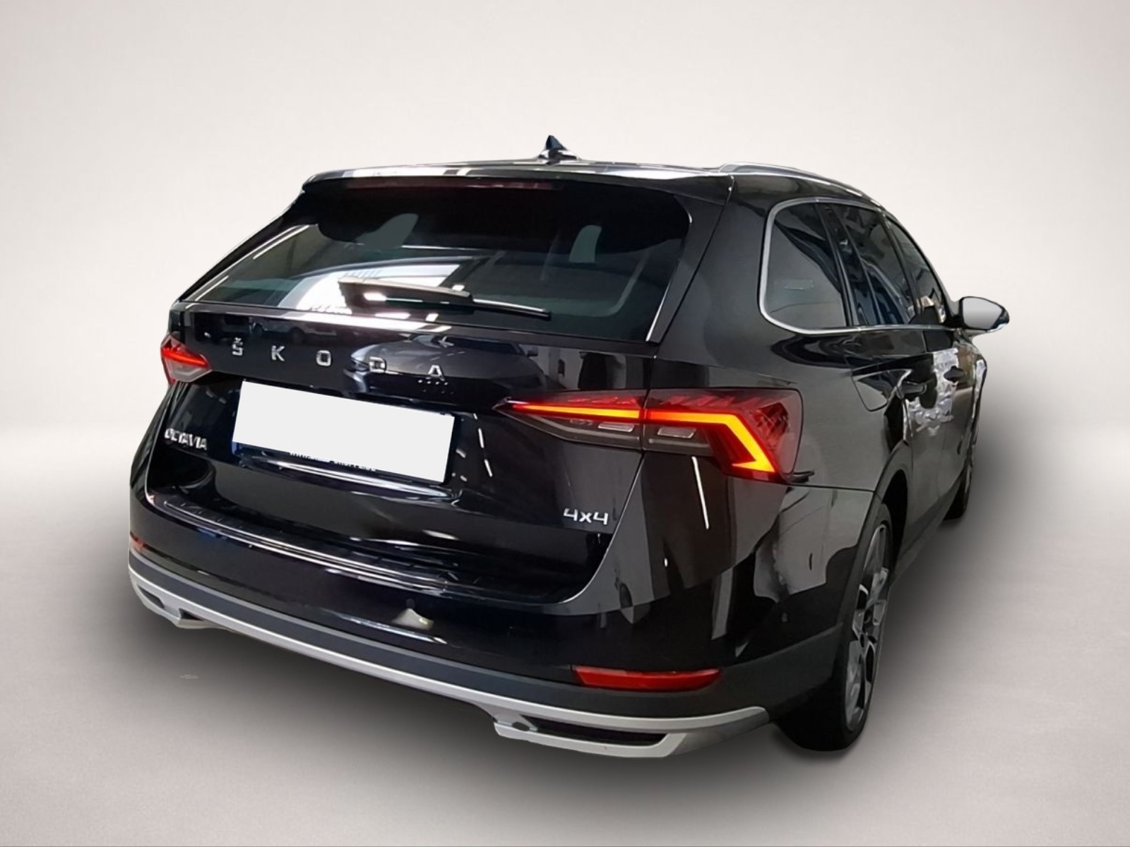 Bild 5 Skoda Octavia Combi SCOUT 2.0 TDI 7-Gang Automatik