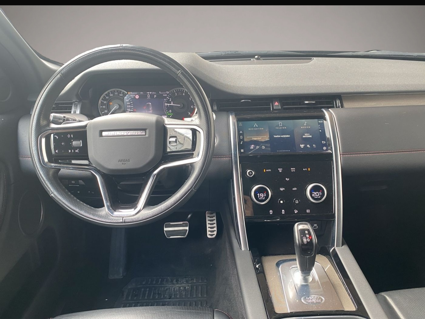 Bild 8 Land Rover Discovery Sport P300e R-Dynamic AWD*LED*AHK*