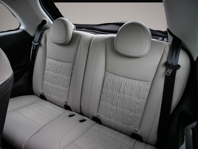 Bild 5 Fiat 500e La Prima by Bocelli Navi Soundsystem JBL LE