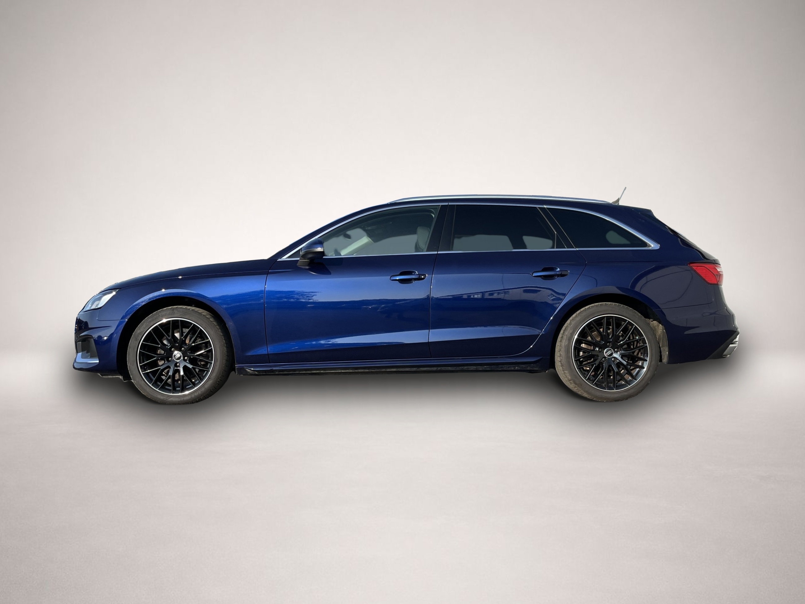 Fotografie Audi A4 Avant 35 2.0 TFSI S tronic advanced 169¤ m.20