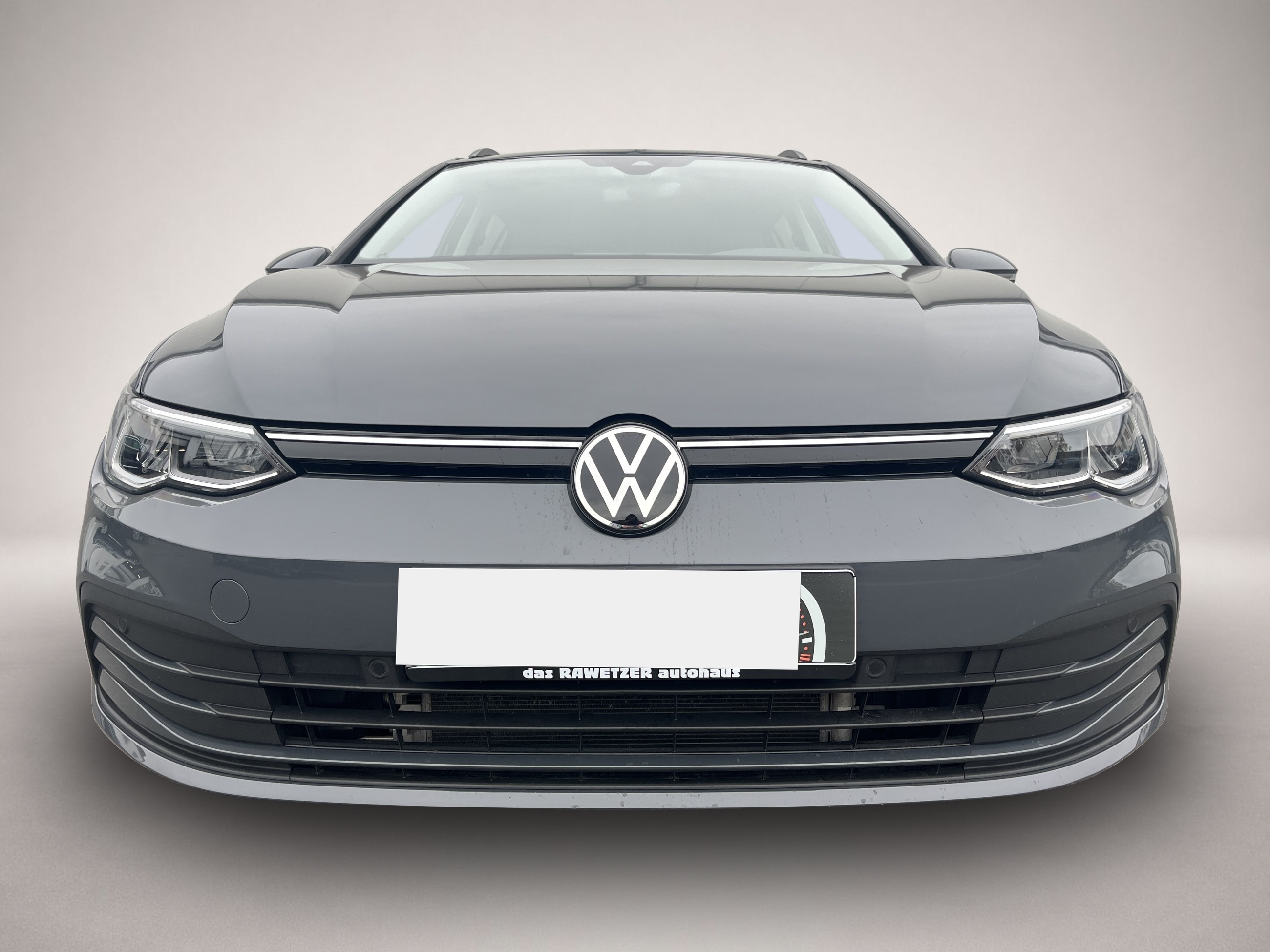 Fotografie des Volkswagen Golf Variant 2.0 TDI DSG Life Navi RFK SHZ ACC L