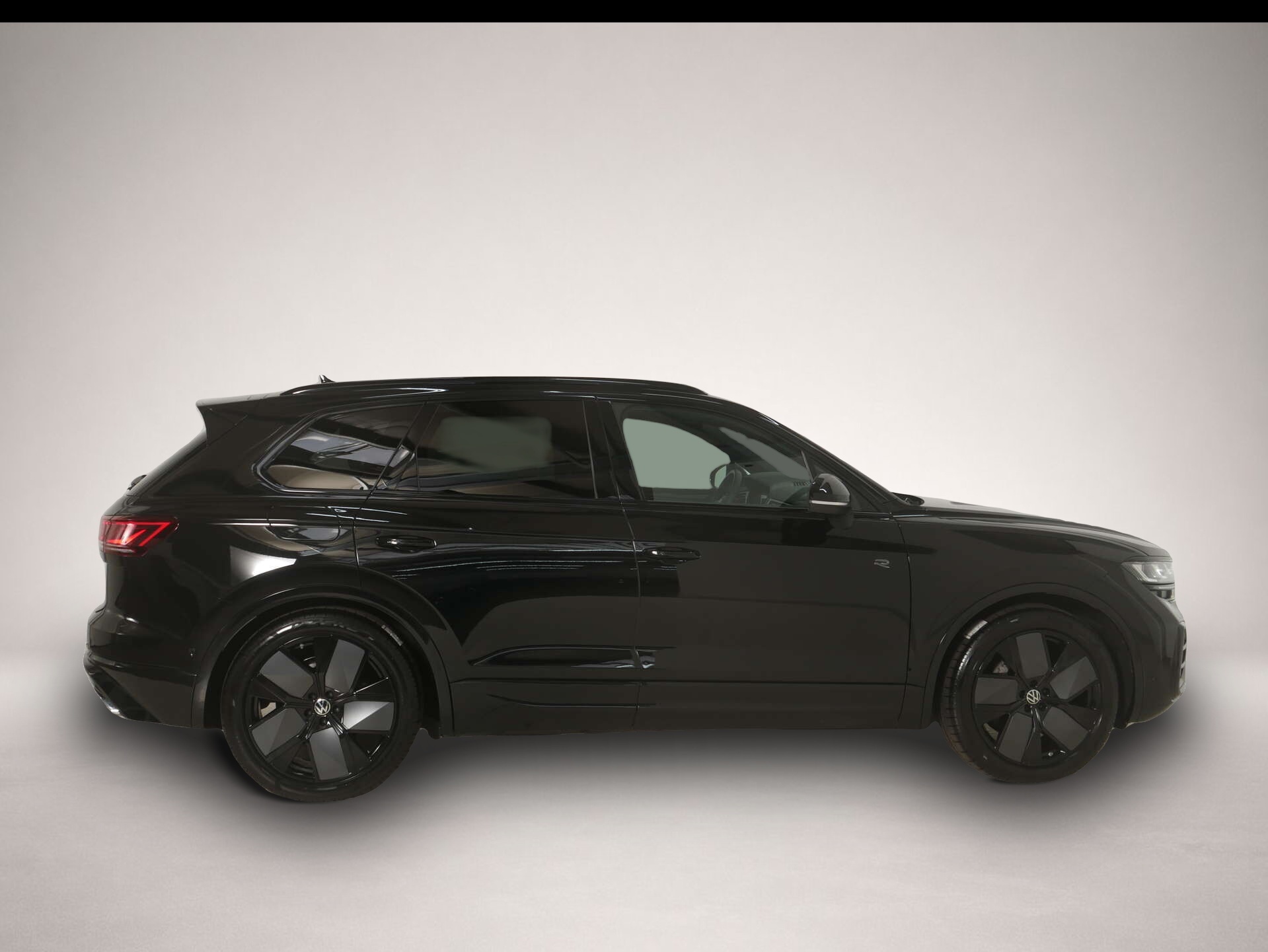 Bild 6 Volkswagen Touareg 3.0 TDI V6 4Motion R-Line Black Style